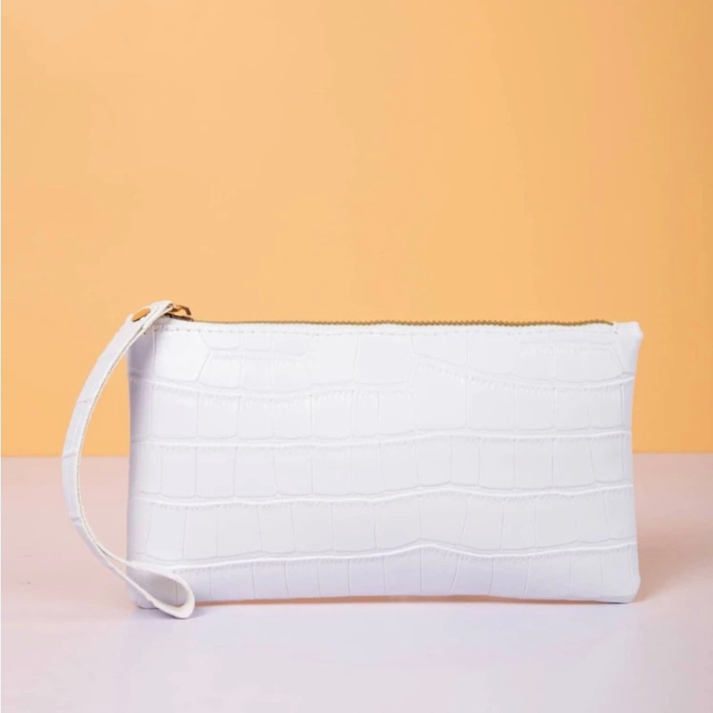 Croc Clutch Wristlet Clutch